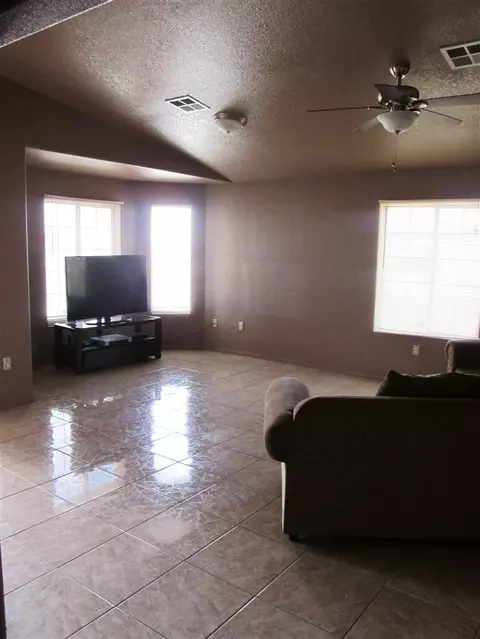 9735 E 36 Pl, Yuma, AZ 85365 photo 5