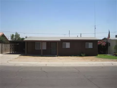 2033 E 25 St, Yuma, AZ 85365 photo 1