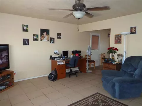 2033 E 25 St, Yuma, AZ 85365 photo 3