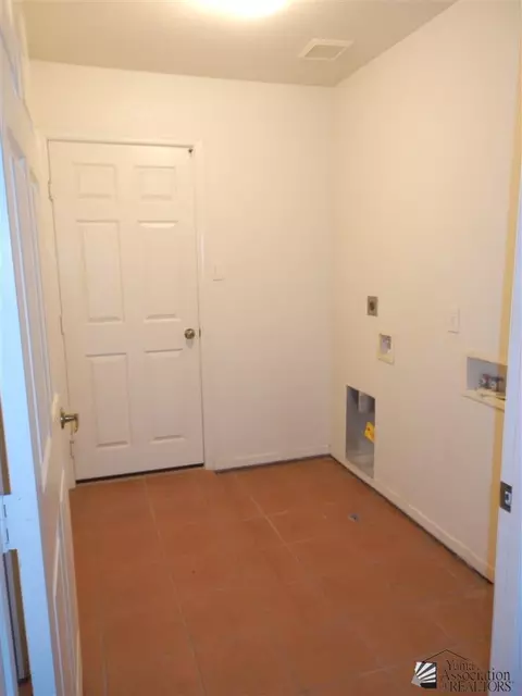 8338 E Topeka Pl, Yuma, AZ 85365 photo 10