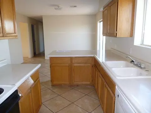 8553 E 39 Pl, Yuma, AZ 85365 photo 2