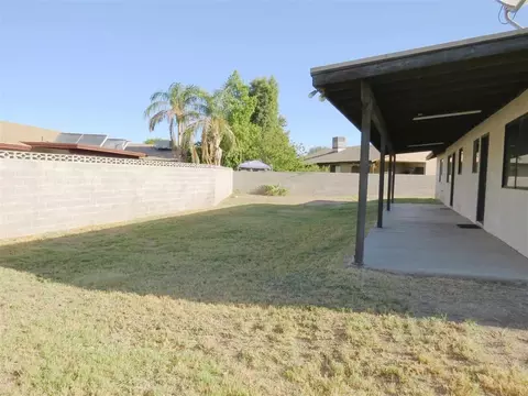 2054 S Citrus Loop, Yuma, AZ 85364 photo 16