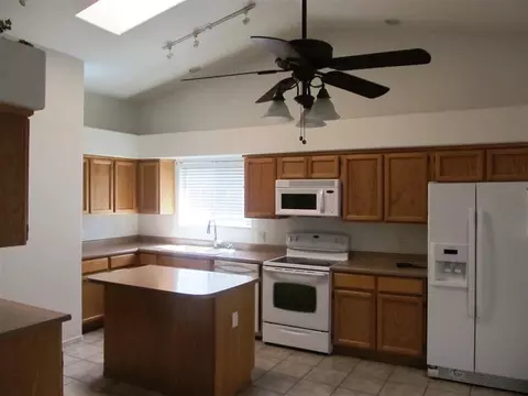 10697 E 39 St, Yuma, AZ 85365 photo 6