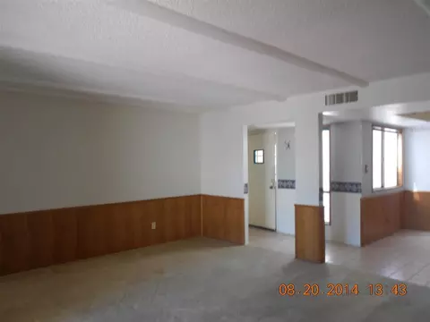 1435 E Pebble Beach Dr, Yuma, AZ 85364 photo 2
