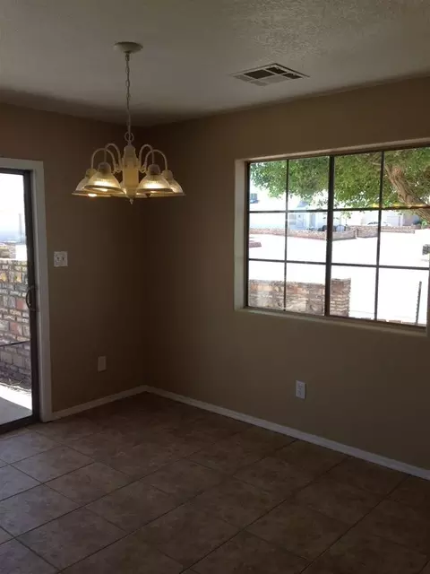 10460 36 Pl, Yuma, AZ 85365 photo 12