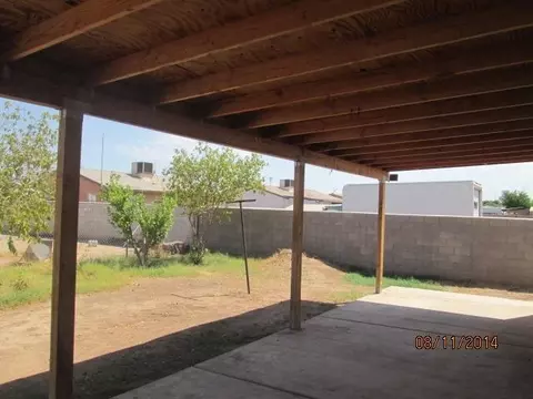 366 E Los Tres Hombres, San Luis, AZ 85349 photo 8