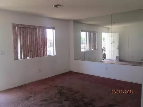 366 E Los Tres Hombres, San Luis, AZ 85349 photo 3