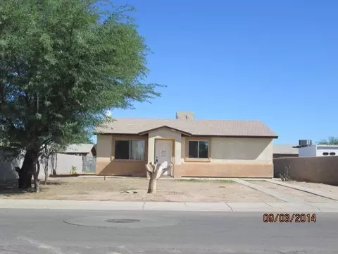 366 E Los Tres Hombres, San Luis, AZ 85349 photo 1