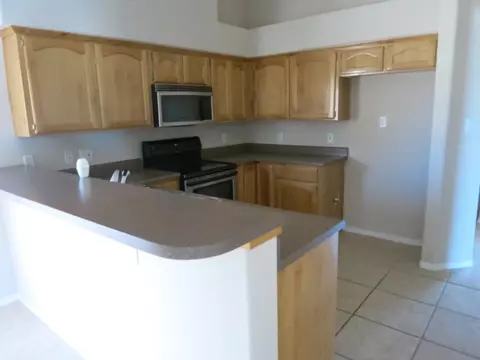 9586 E 38 Pl, Yuma, AZ 85365 photo 4