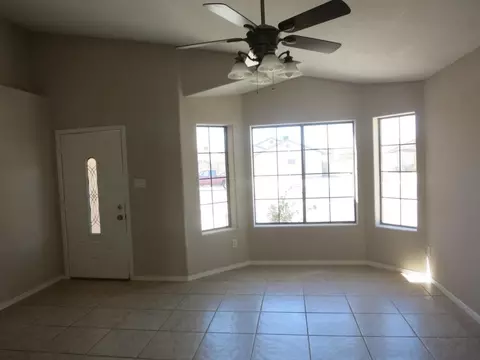 9586 E 38 Pl, Yuma, AZ 85365 photo 2