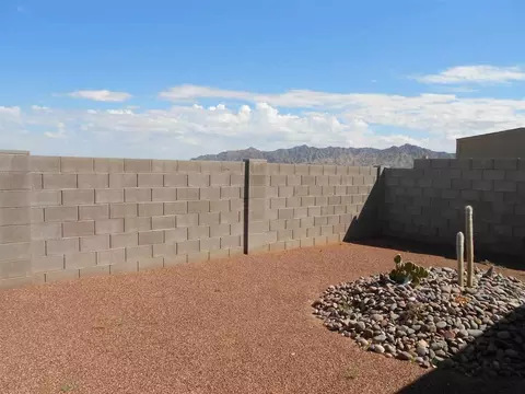 11402 E 24 Pl, Yuma, AZ 85367 photo 18