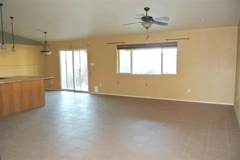 11592 E 27 St, Yuma, AZ 85367 photo 2