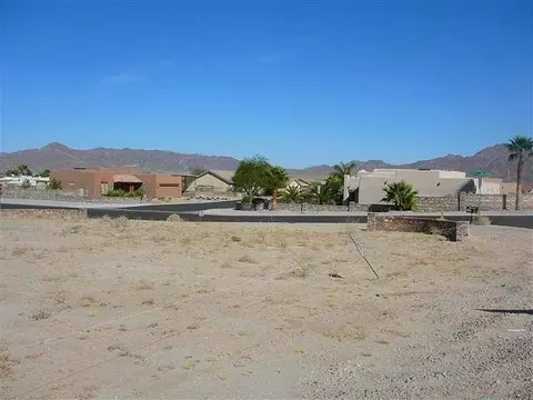 13485 E 55 Ln, Yuma, AZ 85367 photo 2