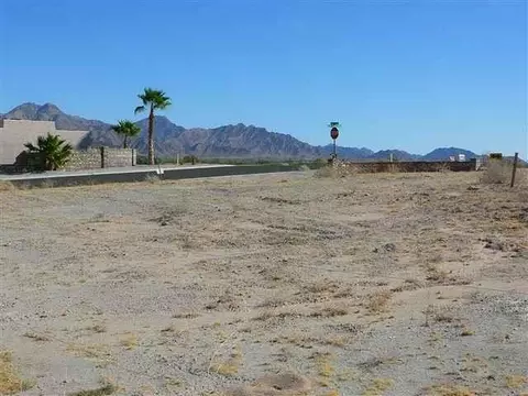 13485 E 55 Ln, Yuma, AZ 85367 photo 3