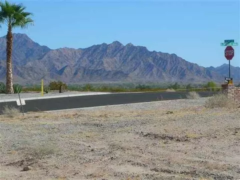 13485 E 55 Ln, Yuma, AZ 85367 photo 1
