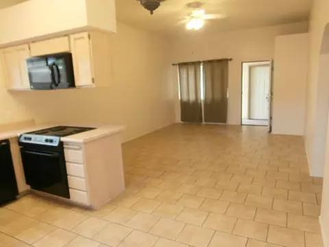 2236 E 27 Ln, Yuma, AZ 85364 photo 5