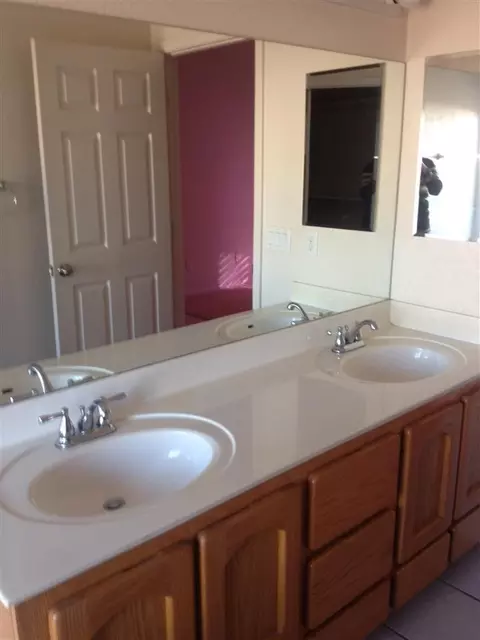 10711 E 38 Pl, Yuma, AZ 85367 photo 4