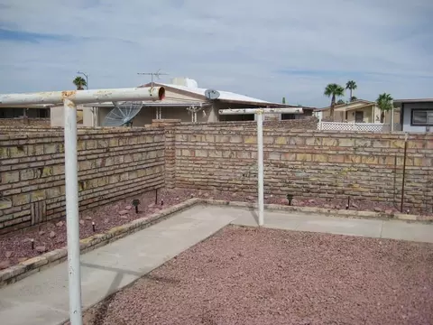 11482 E 39 Pl, Yuma, AZ 85367 photo 8