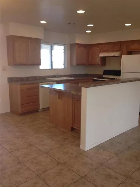 10212 E 38 Pl, Yuma, AZ 85365 photo 3