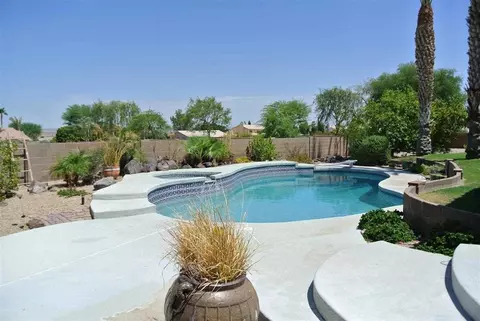 6480 E Crabtree Pl, Yuma, AZ 85365 photo 2
