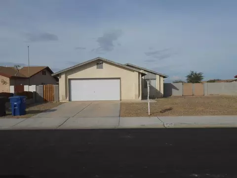 8542 E 38 St, Yuma, AZ 85365 photo 1