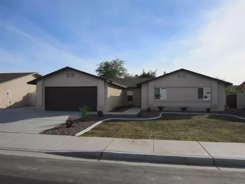 6187 E 43 Pl, Yuma, AZ 85365 photo 2