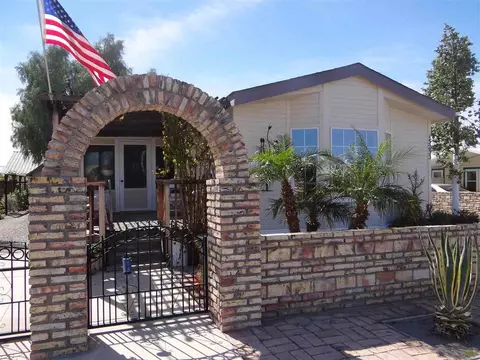 13233 E 55 Dr, Yuma, AZ 85367 photo 1