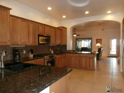 6510 E Mountain View Pl, Yuma, AZ 85365 photo 5
