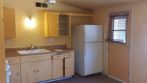 2016 E 26 St, Yuma, AZ 85365 photo 4