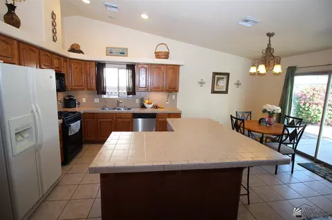 11795 E 27 Pl, Yuma, AZ 85367 photo 9