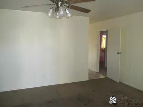 210 E 28 St, Yuma, AZ 85364 photo 3