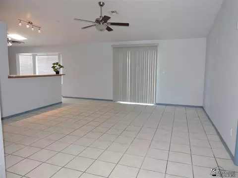 11348 E 24 Pl, Yuma, AZ 85367 photo 2