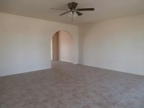 917 E 24 Pl, Yuma, AZ 85365 photo 2