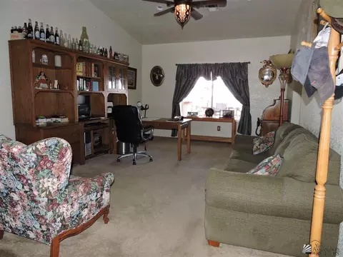 8860 E 24 Pl, Yuma, AZ 85365 photo 2