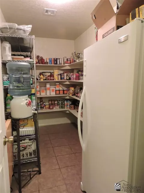 8860 E 24 Pl, Yuma, AZ 85365 photo 6