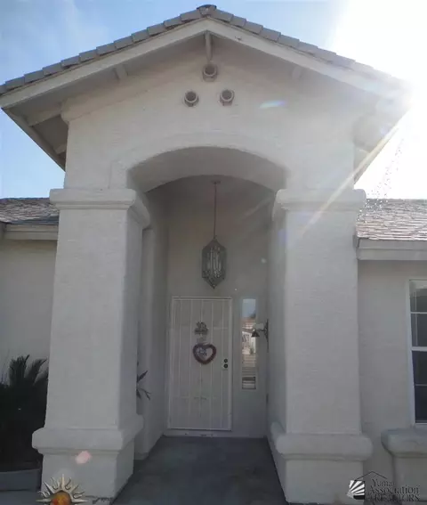 10587 E 36 Pl, Yuma, AZ 85365 photo 2
