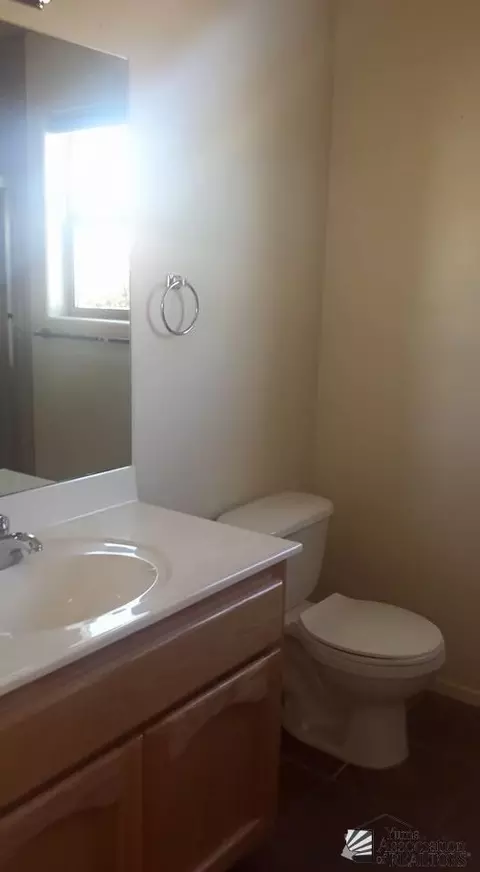 10464 E 38 St, Yuma, AZ 85365 photo 4