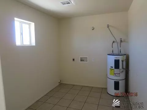8886 E 39 St, Yuma, AZ 85365 photo 4