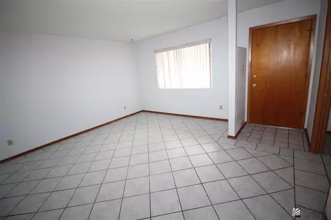 223 E 28 St, Yuma, AZ 85364 photo 4