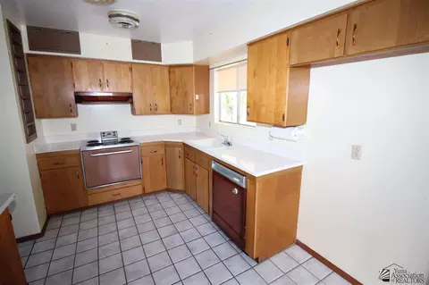 223 E 28 St, Yuma, AZ 85364 photo 12