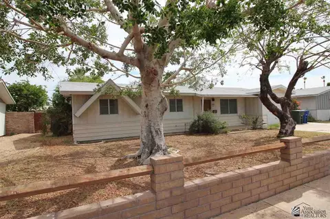 223 E 28 St, Yuma, AZ 85364 photo 2