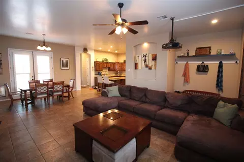 7945 E 37 St, Yuma, AZ 85365 photo 3