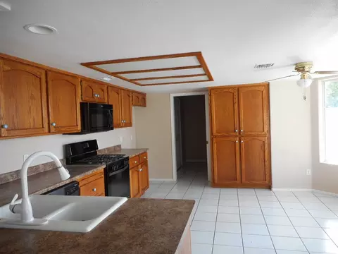 3548 E Moreno Ln, Yuma, AZ 85365 photo 8