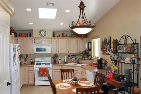 10615 E 39 St, Yuma, AZ 85367 photo 3