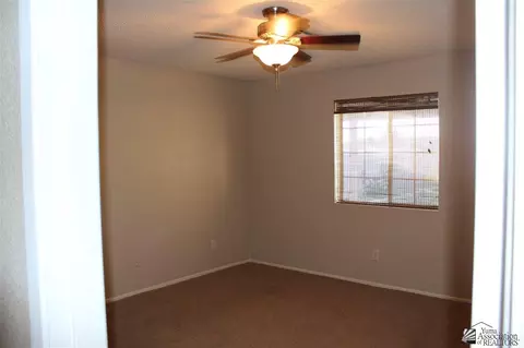 8854 E 39 Pl, Yuma, AZ 85365 photo 10