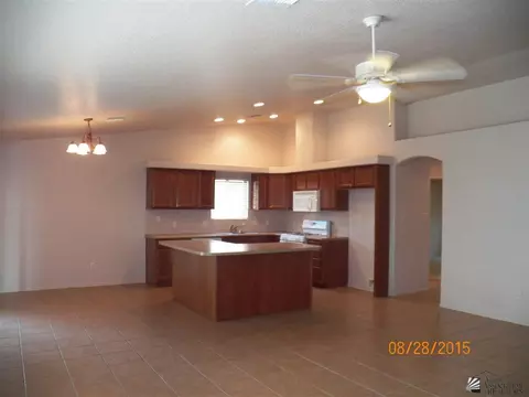 11824 Eclipse Ct, Yuma, AZ 85365 photo 2
