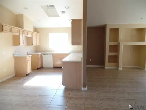 10562 E 35 St, Yuma, AZ 85365 photo 6
