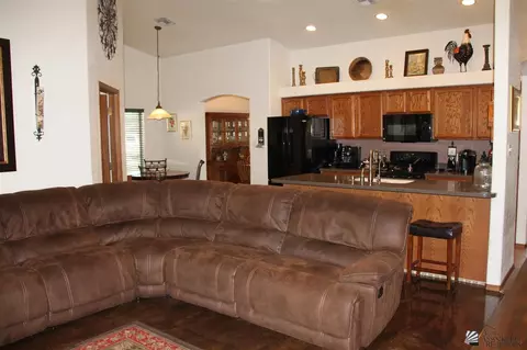 7568 E 26 St, Yuma, AZ 85365 photo 2
