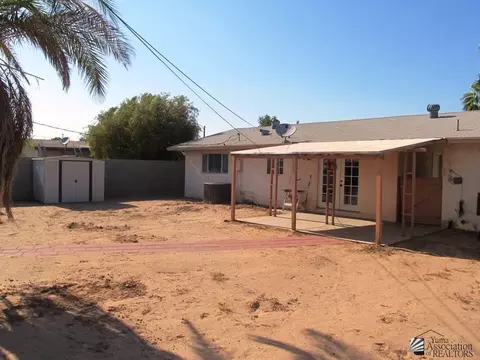 2063 E 25 Pl, Yuma, AZ 85364 photo 15