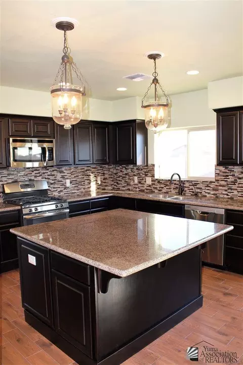 7969 E 38 Pl, Yuma, AZ 85365 photo 5